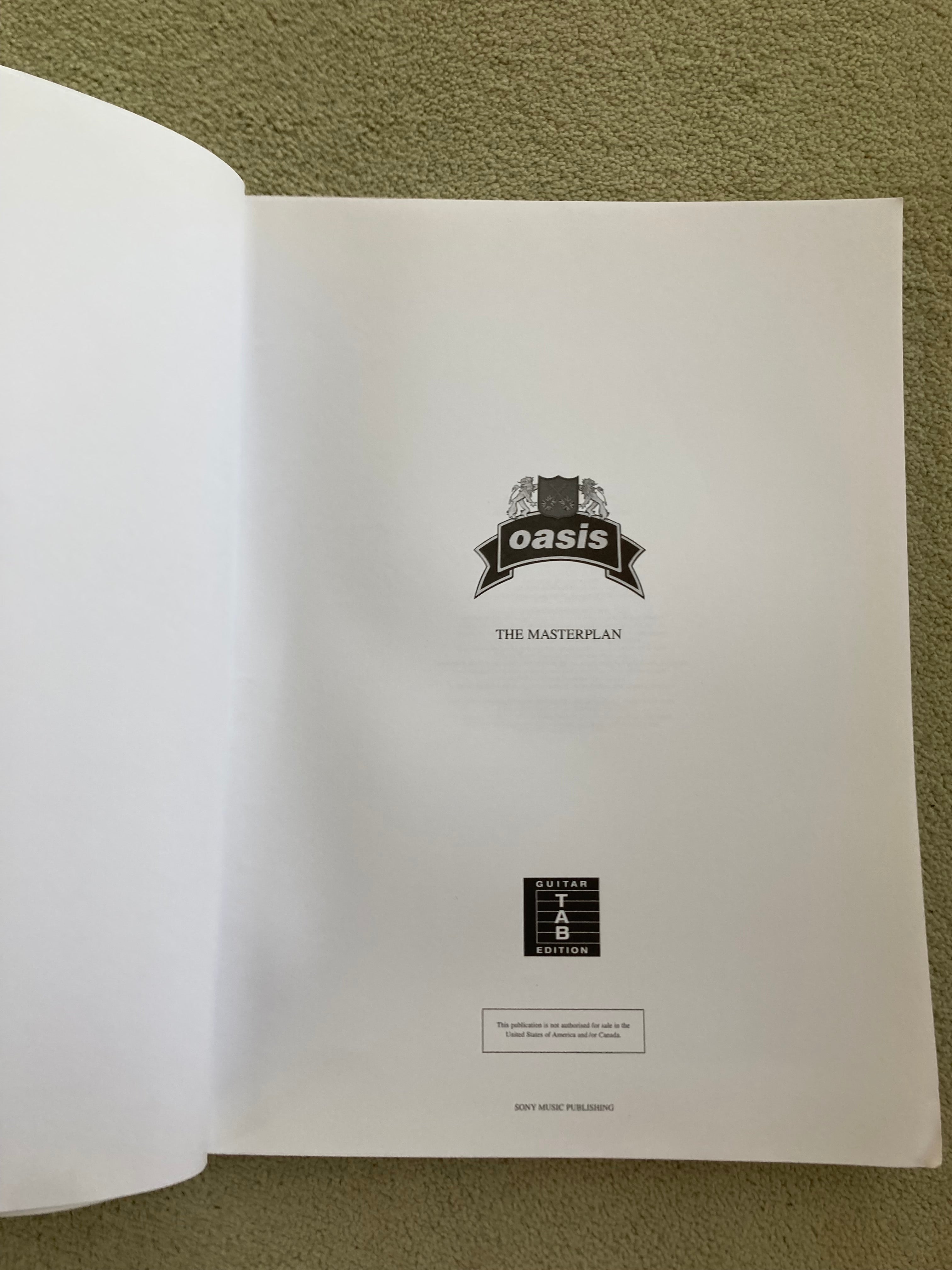 Oasis The Masterplan Guitar Tab Edition Musical Score Sony Music Publishing 1998