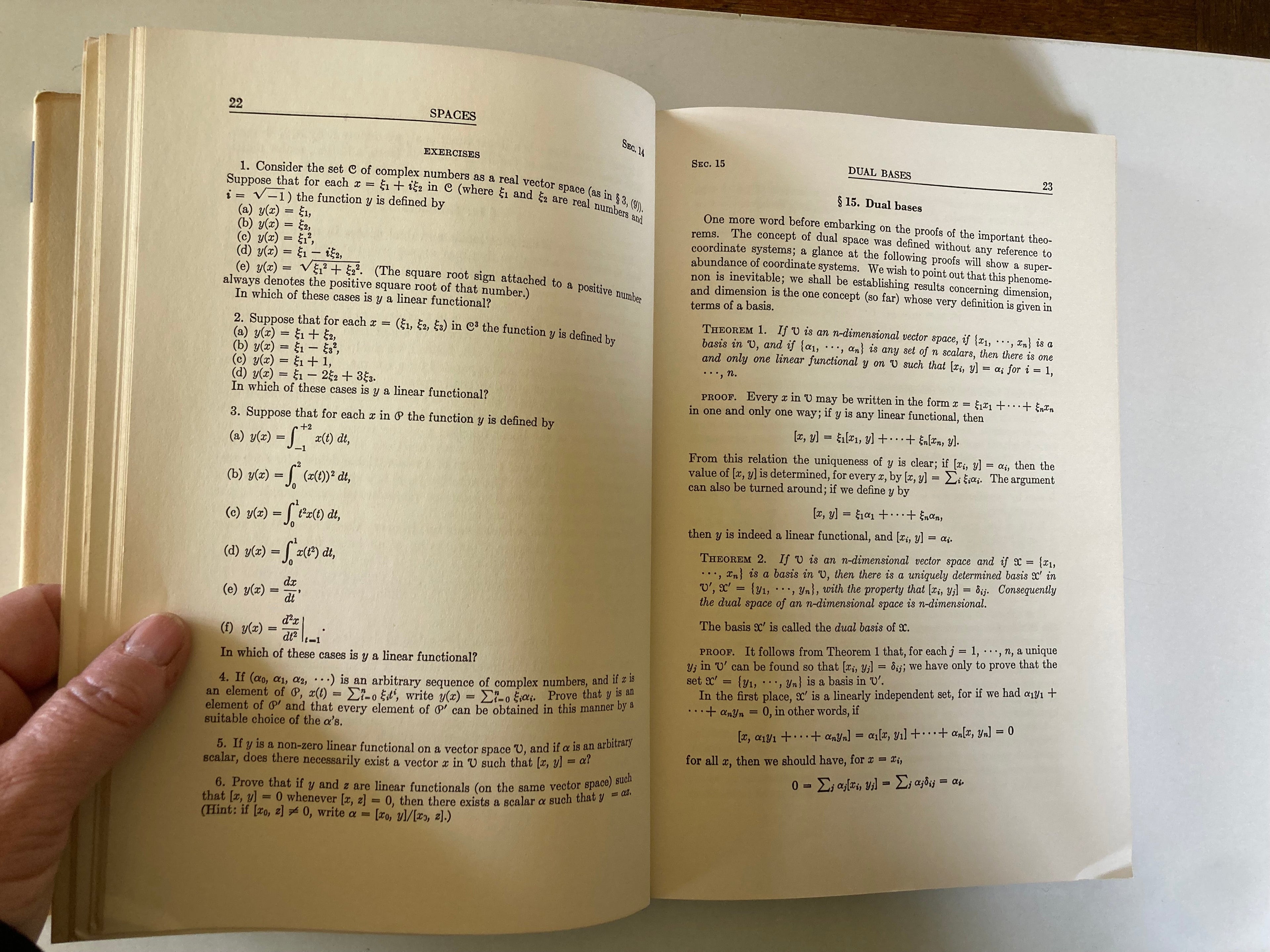 Finite-Dimensional Vector Spaces Second Edition 1958 Paul R Halmos Mathematics