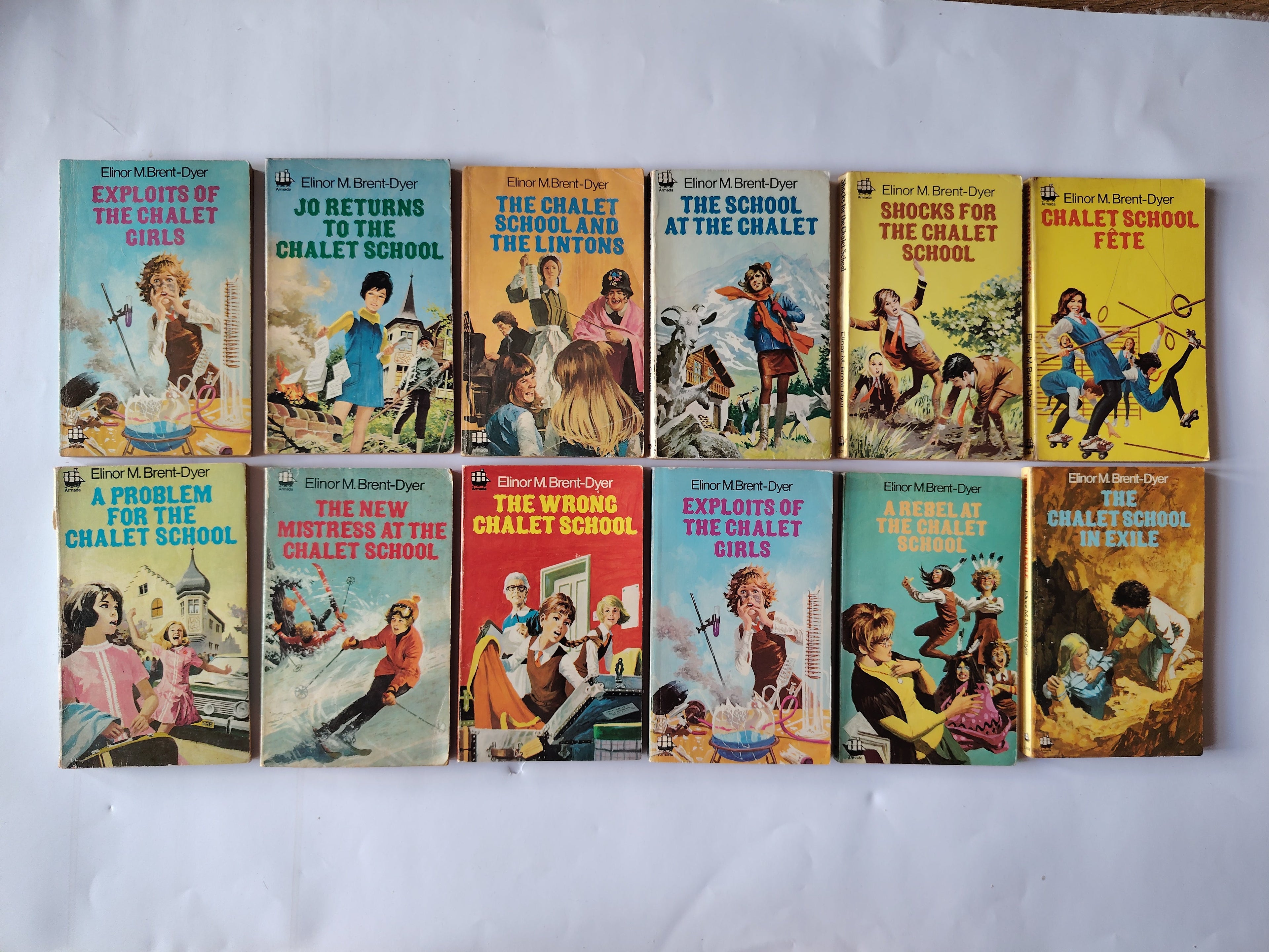 12 Elinor M Brent-Dyer Chalet School Armada Paperback Book Collection from 1967-1981