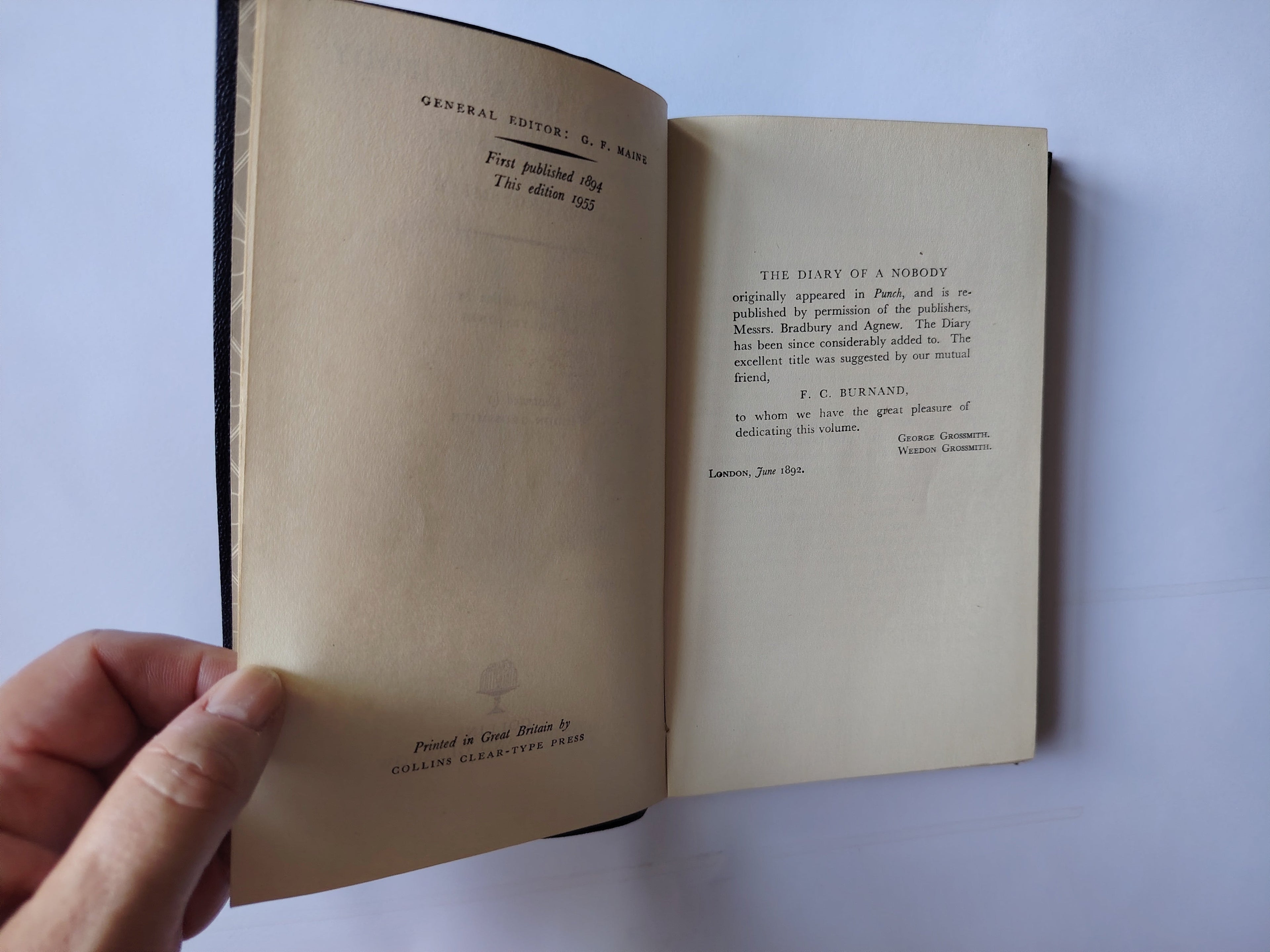 The Diary of a Nobody George Grossmith and Weedon Grossmith Illustrated by Weedon Grossmith Collins Blue Faux Leather Cover 1955