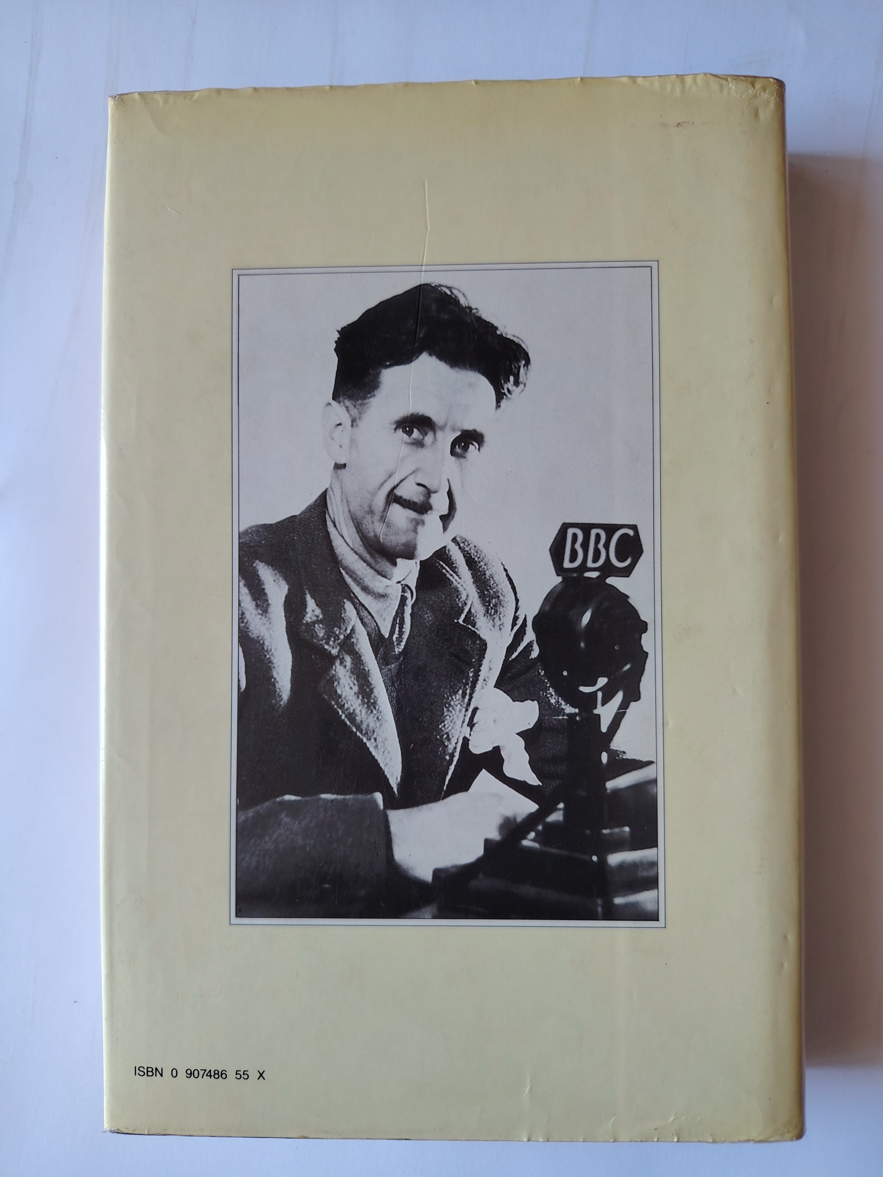 George Orwell Nineteen Eighty-Four and Animal Farm Complete and Unabridged Chancellor Press Published in 1984