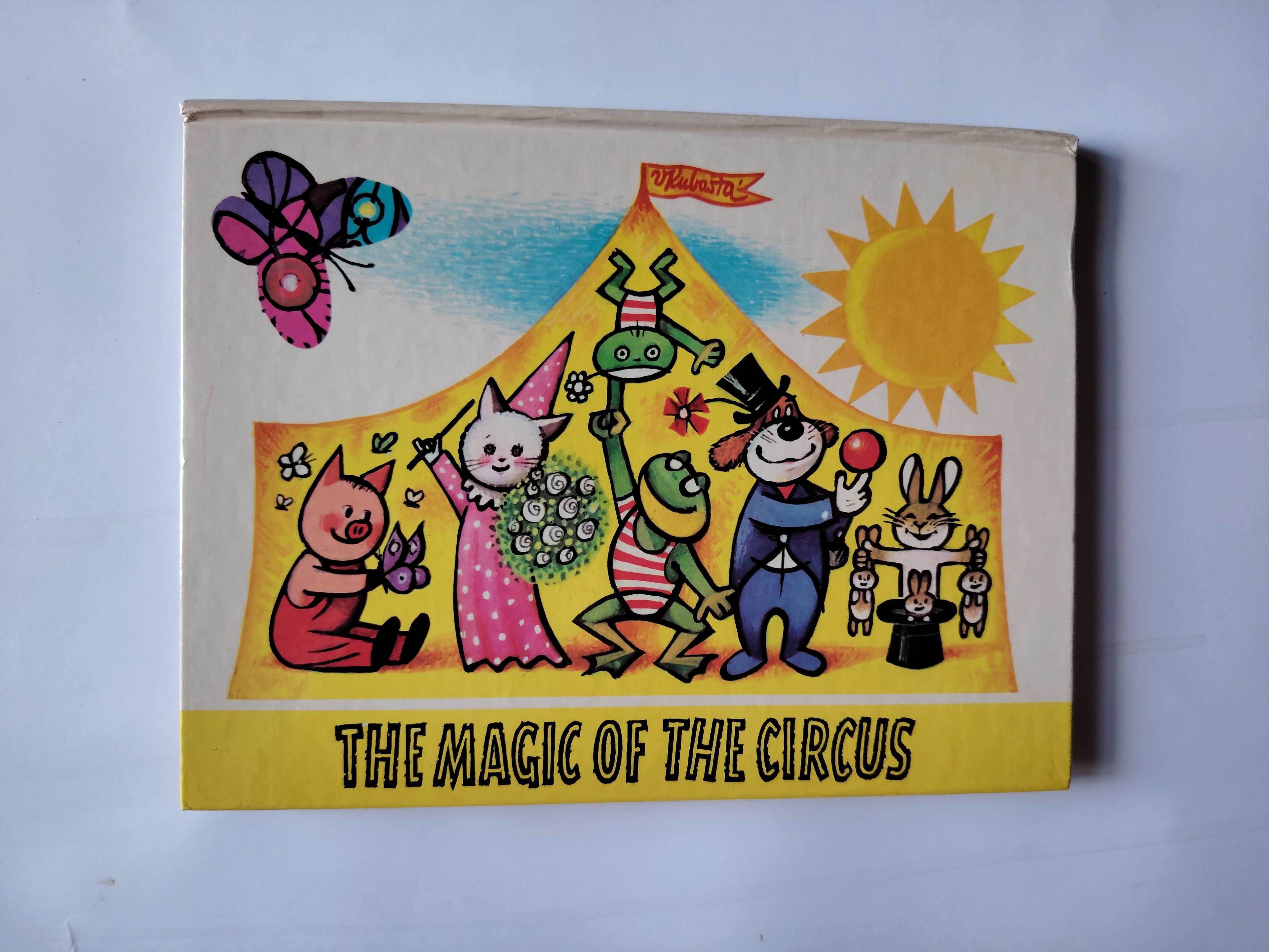 The Magic of the Circus Illustrated by Kubasta Brown Watson Ltd Pop-up Book 1982