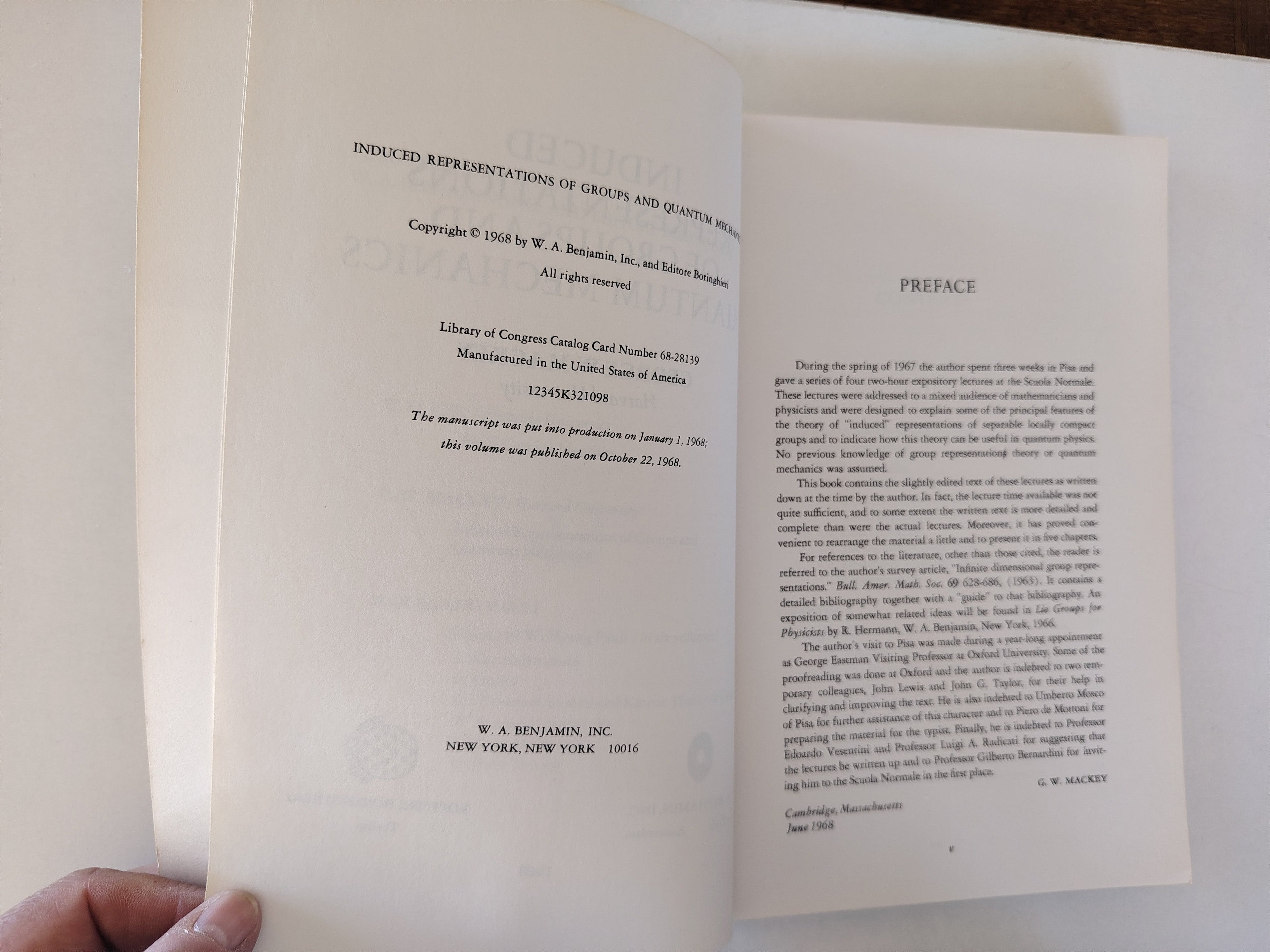 Induced Representations of Groups and Quantum Mechanics by George W Mackey 1968 Paperback