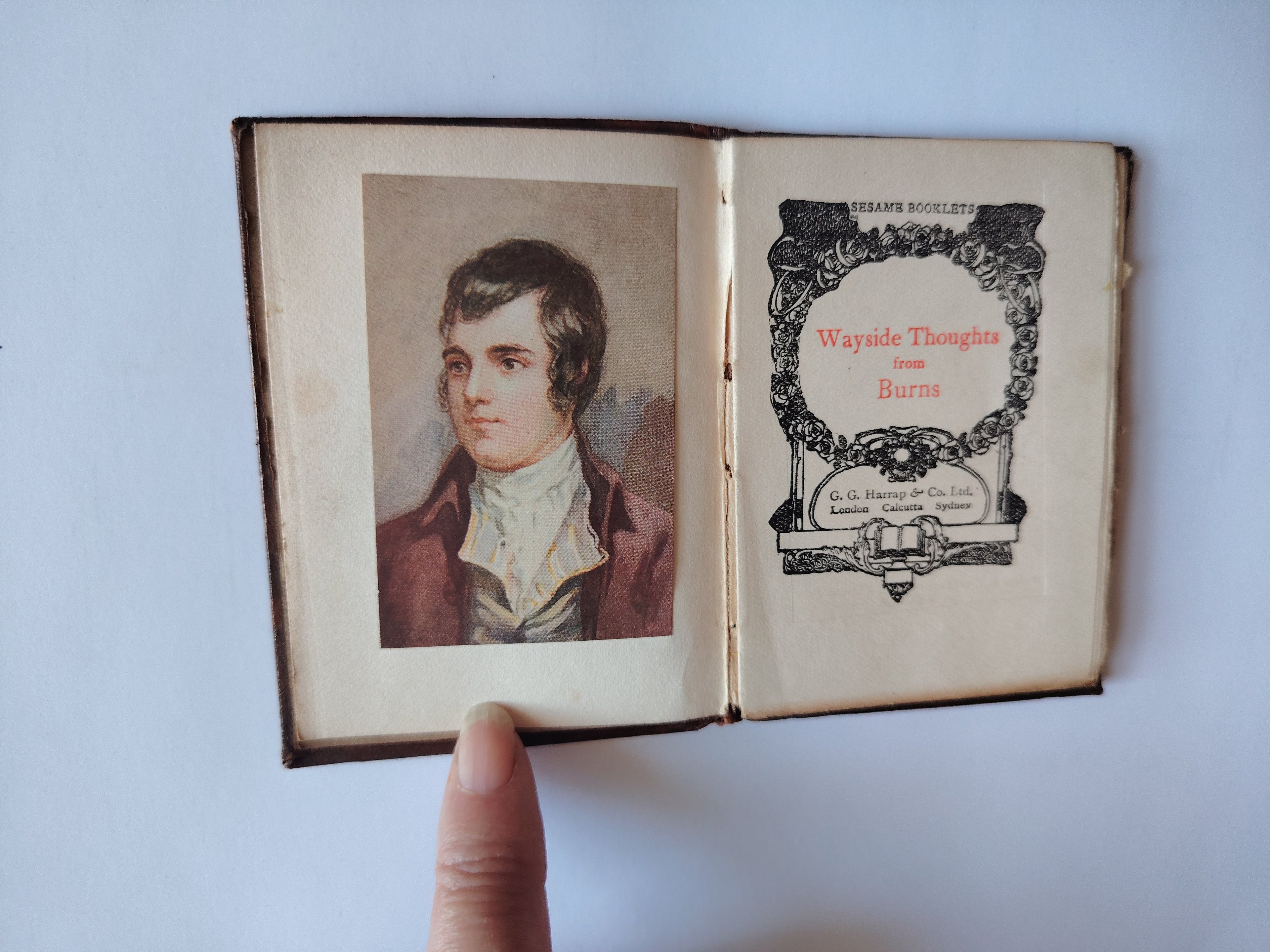 Wayside Thoughts From Burns Sesame Booklets G G Harrap & Co Ltd Undated Leather Miniature