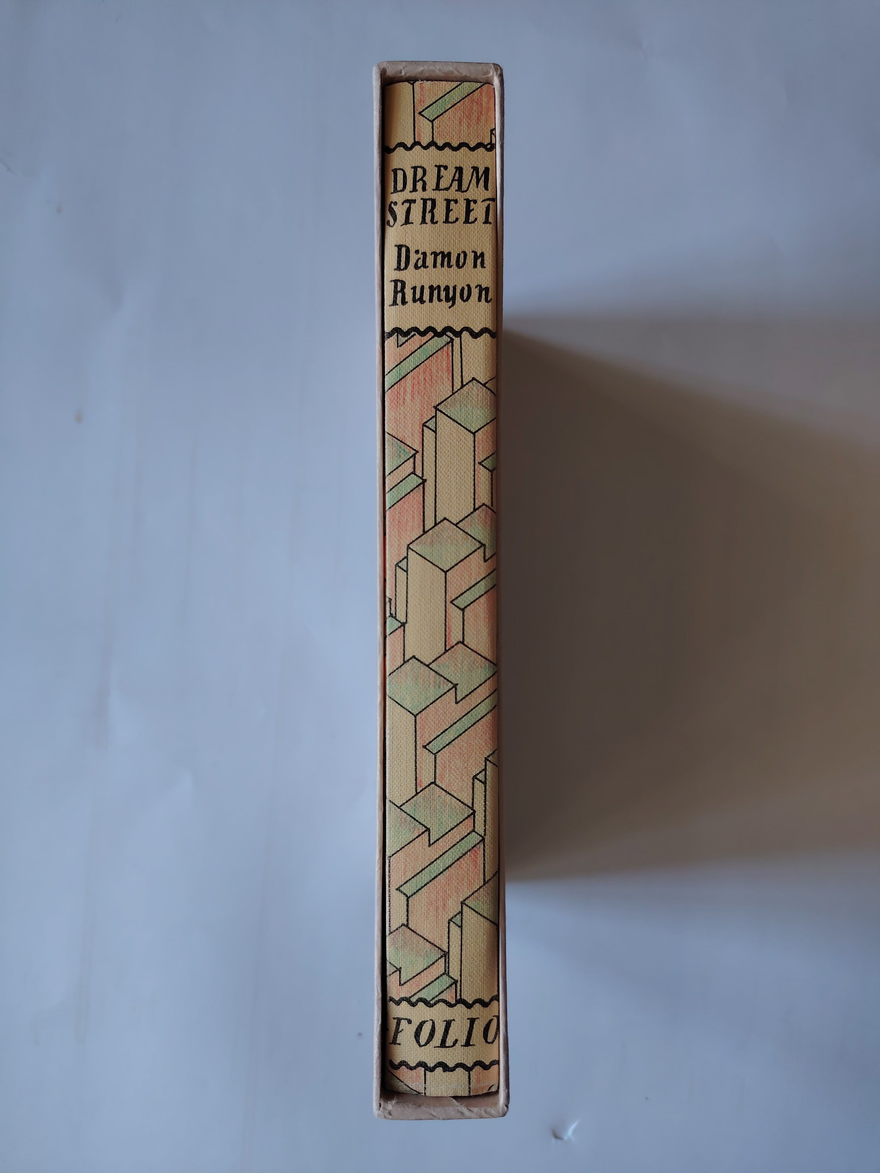 Dream Street Stories by Damon Runyon First The Folio Society Book in Slipcase 1989